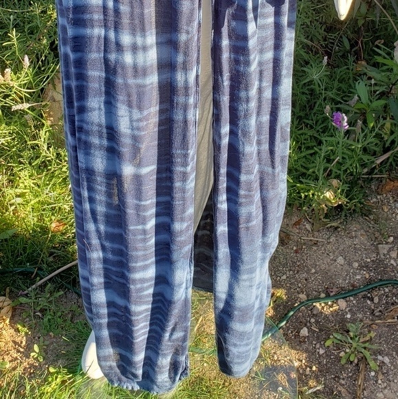 Planet Blue Life Tie Dye Maxi Dress - Picture 3 of 5